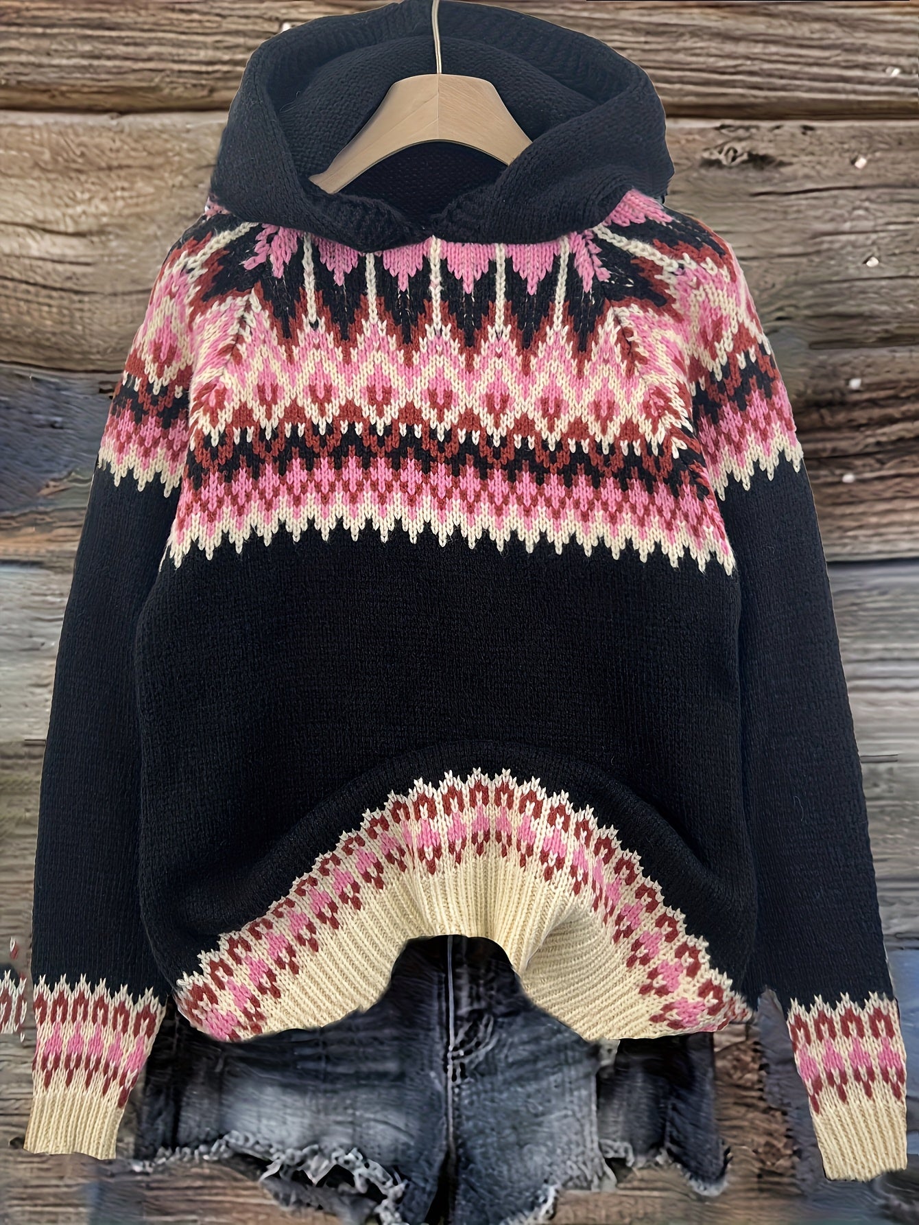 Nova | Chunky Snow-Print Hooded Sweatshirt