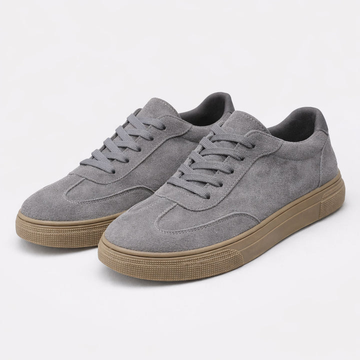 Amina | Round-Toe Lace-Up Sneakers – Elegant Casual Style