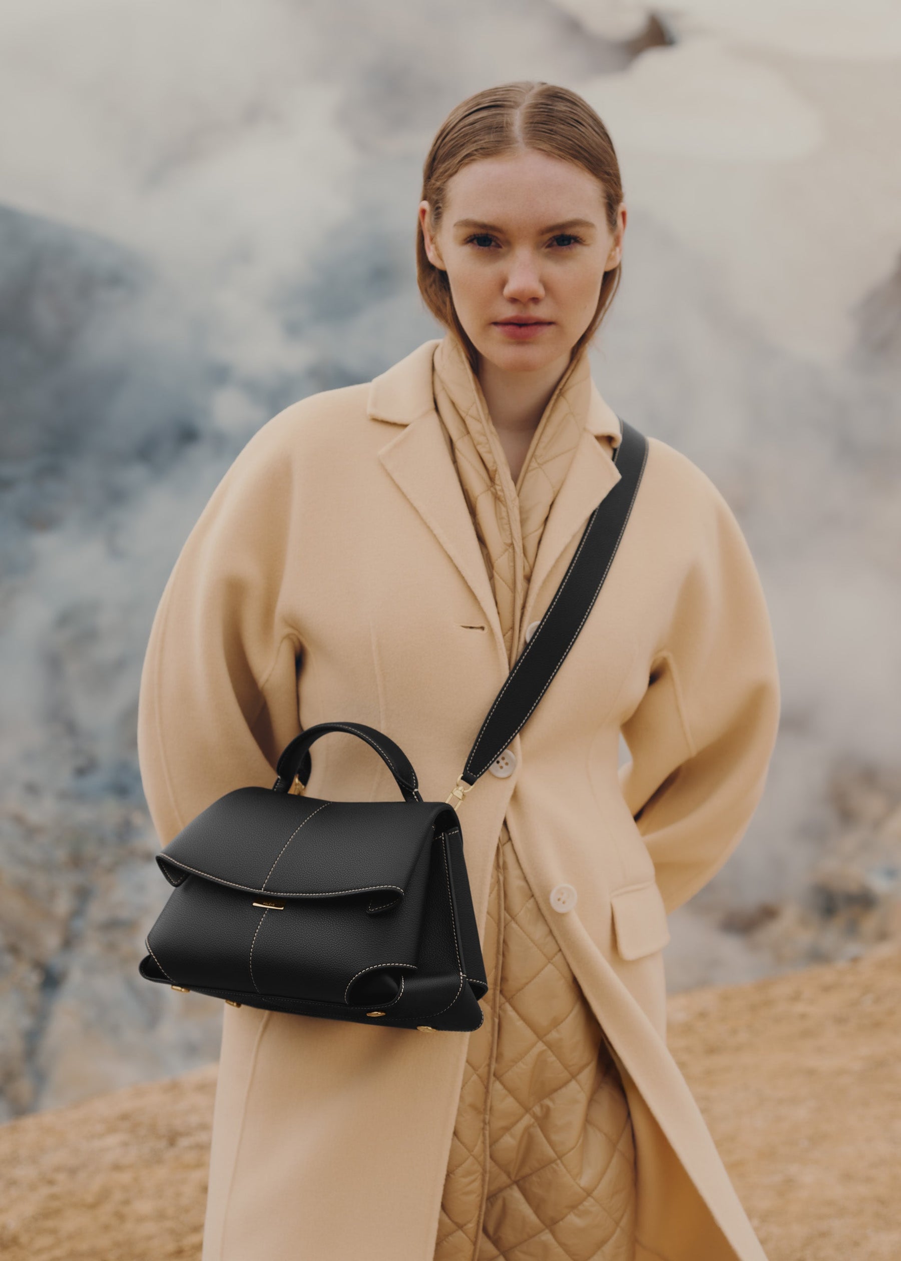 Mokki - Textured Matt Black