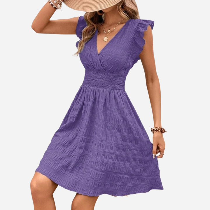 Selina | V-Neck Pleated Dress – Slim Fit Elegant Style