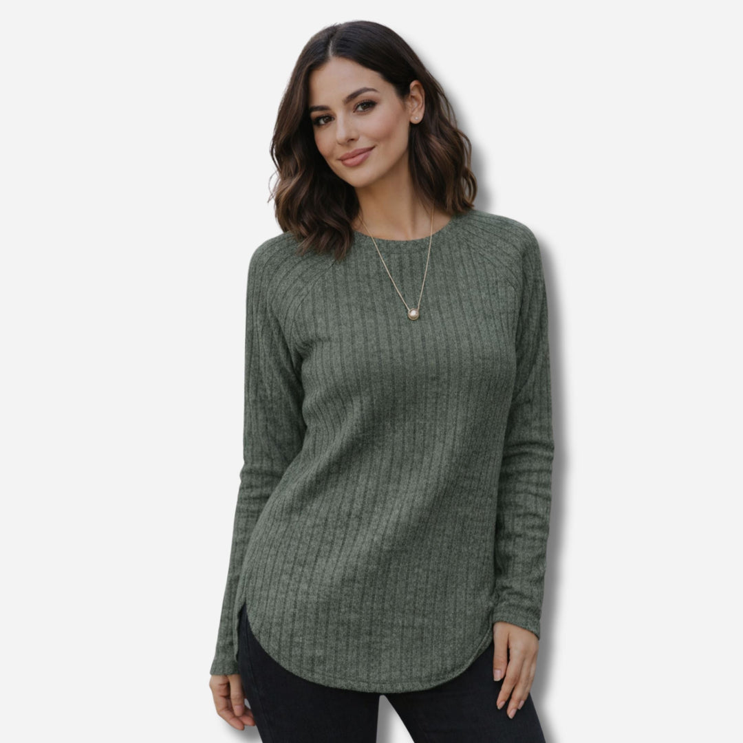 Nadia | Loose Round Neck High-Low Curved Hem Casual Top