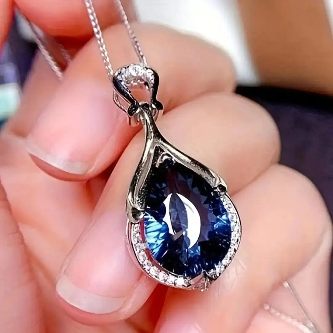 Sophisticated Sapphire Necklace