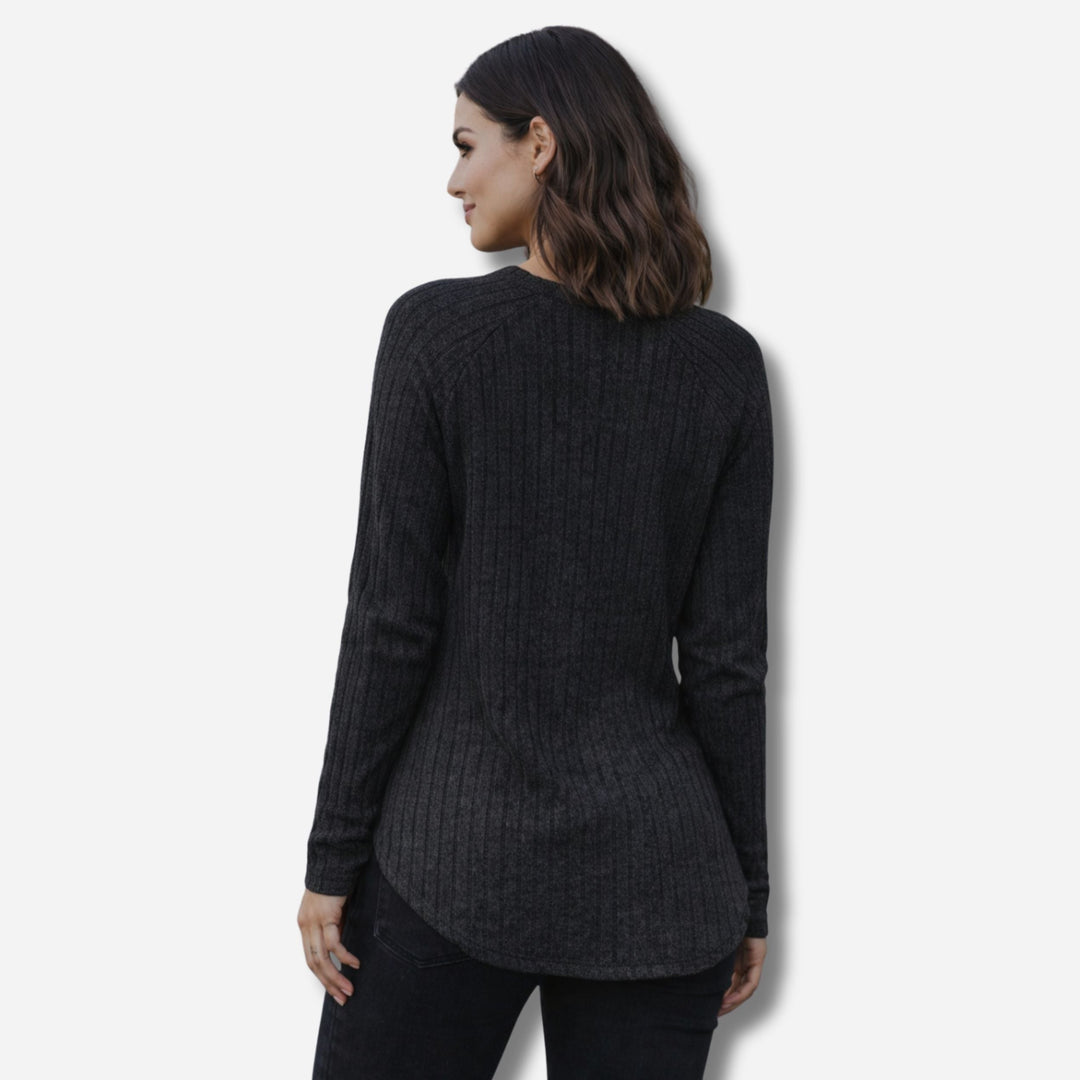 Nadia | Loose Round Neck High-Low Curved Hem Casual Top