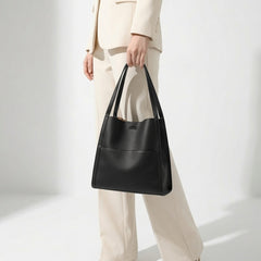 Evelisse black tote bag detail view
