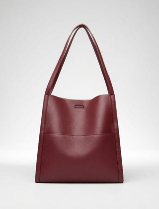 Evelisse timeless leather tote bag in burgundy