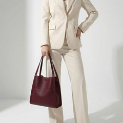 Evelisse burgundy tote bag detail view