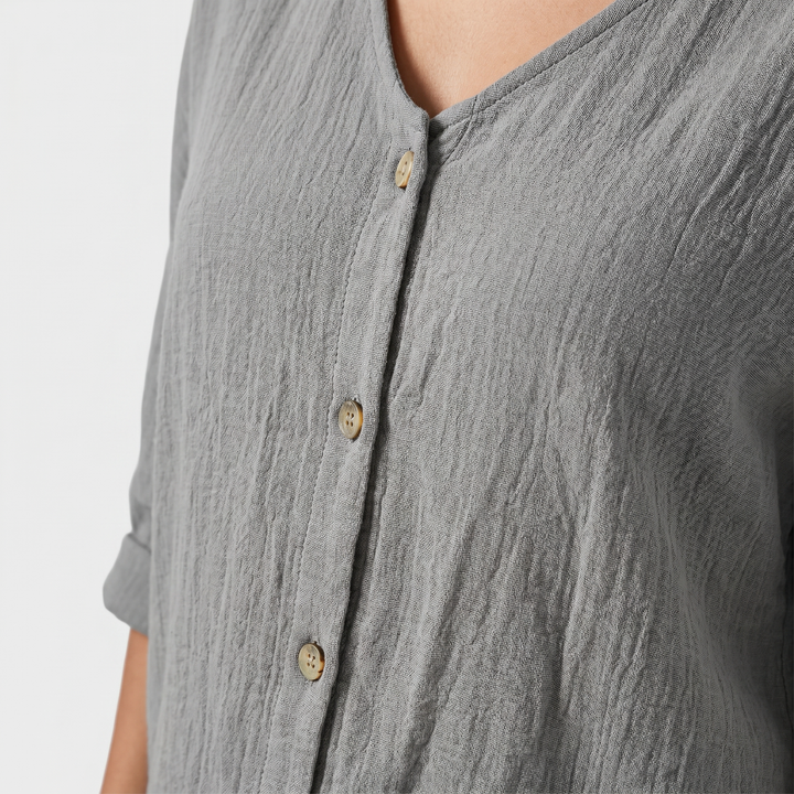 Sara | Crinkled Cotton Button-Up Shirt – V-neck, 3/4 Sleeve
