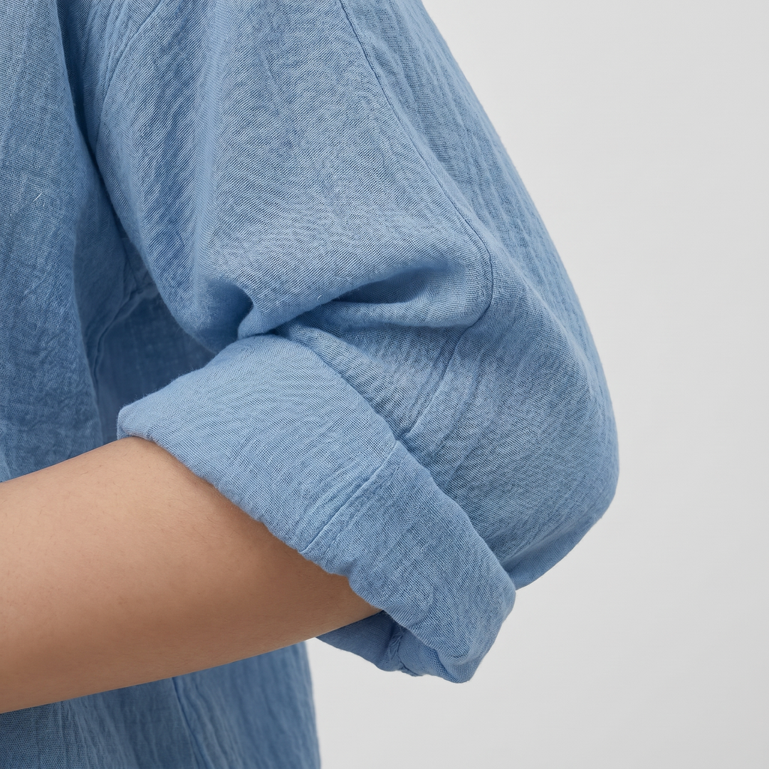 Sara | Crinkled Cotton Button-Up Shirt – V-neck, 3/4 Sleeve