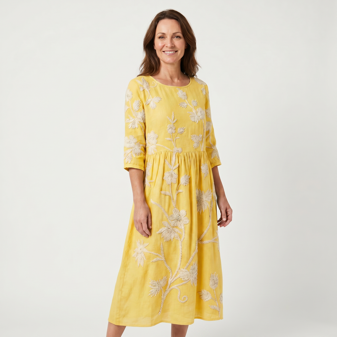 Alessia | Floral Midi Dress – Round Neck, 3/4 Sleeve, Gathered Waist