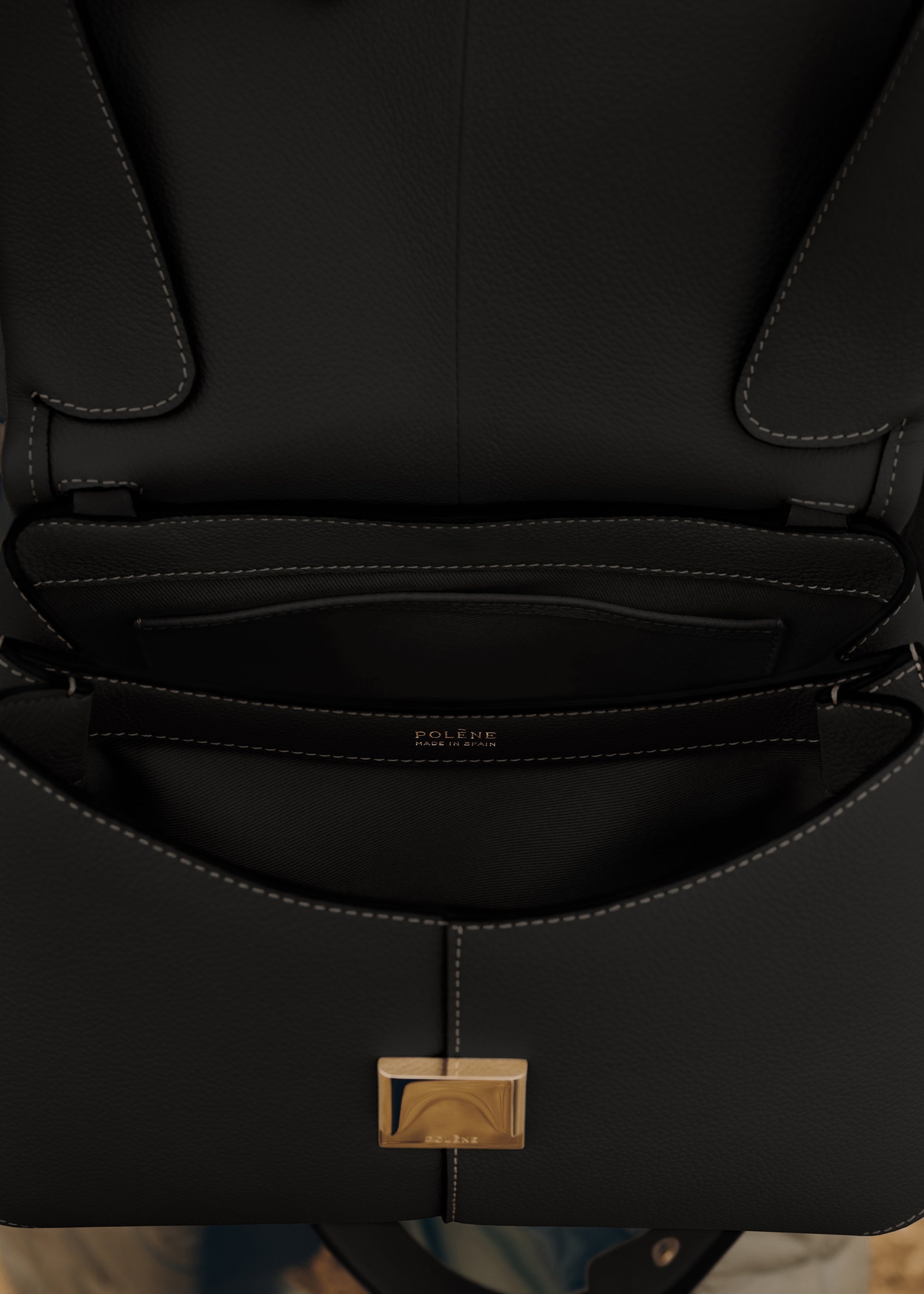 Mokki - Textured Matt Black