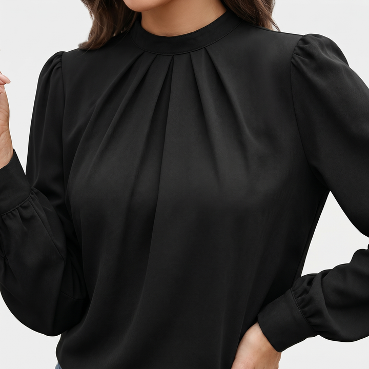 Amelia | Blouse with Round Neckline and Puff Sleeves