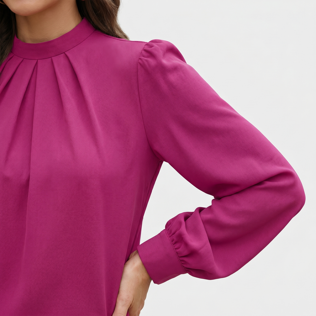 Amelia | Blouse with Round Neckline and Puff Sleeves