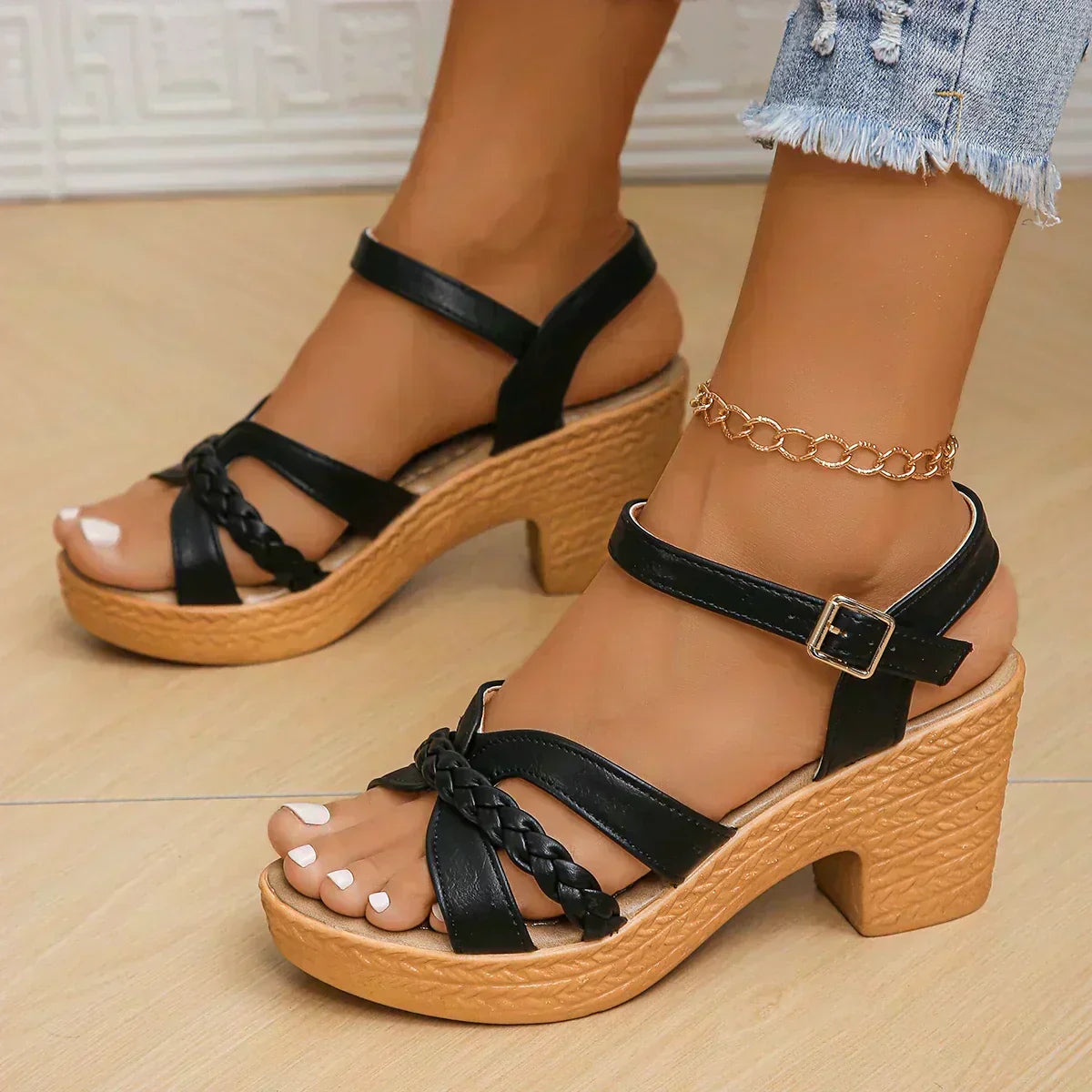 Demi - Cozy Sandals for Ultimate Comfort