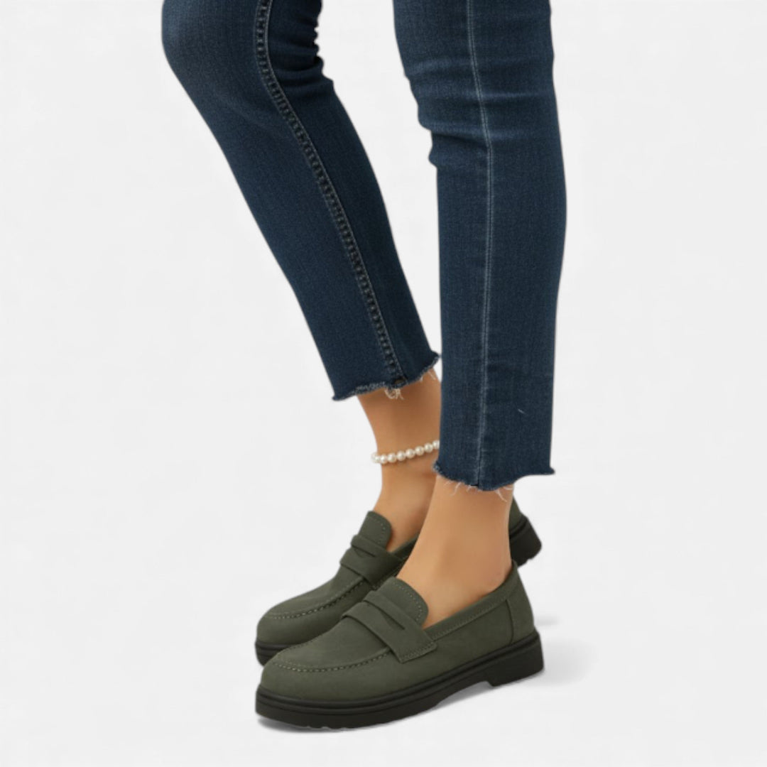 Carina | Penny Loafers – Glossy Heritage Sophistication