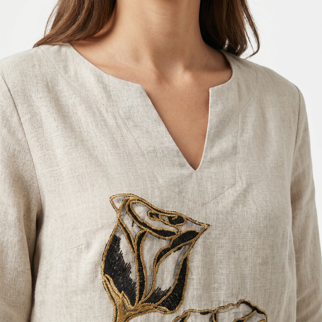 Nina | Shift Dress – V-Neck with 3/4 Sleeves