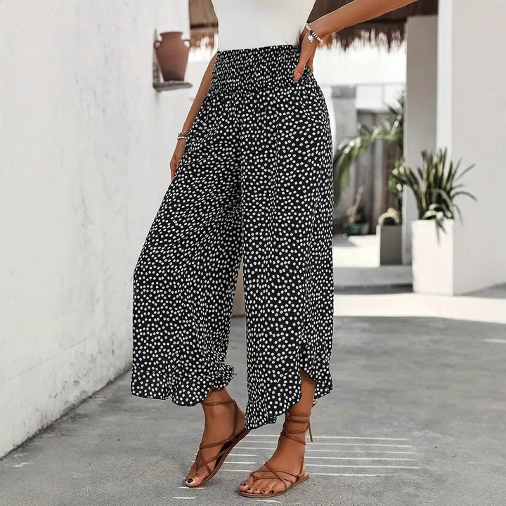 Sara | Summer Pants – Flowy Wide Leg Dot Print