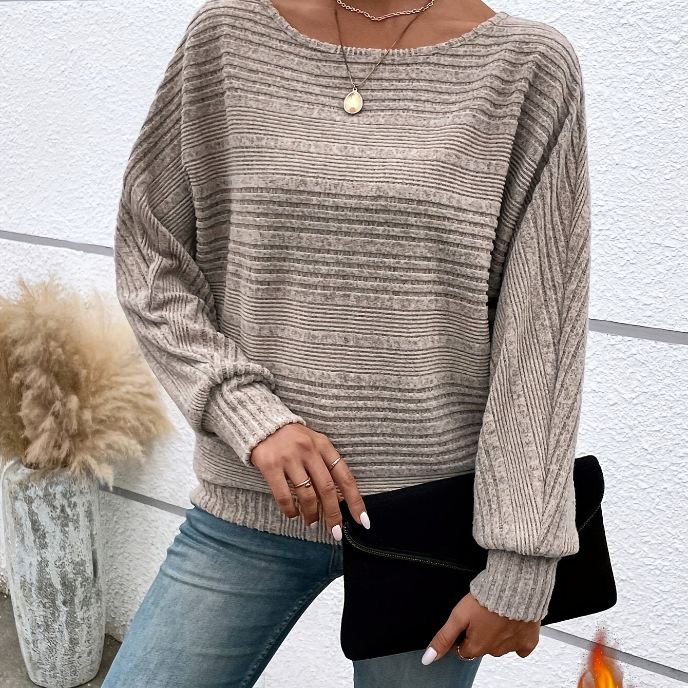 Clara | Long-Sleeve Round Neck Top